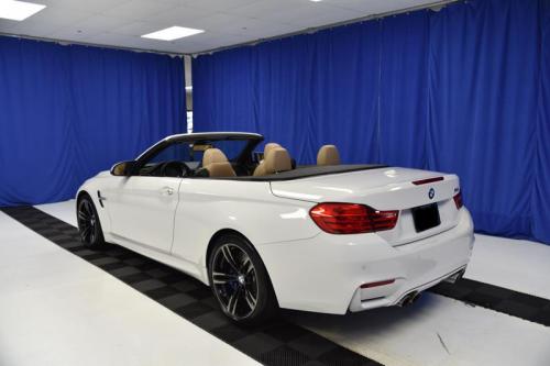 Hello Im selling the 2018 BMW 6 Series Thi - Imagen 3