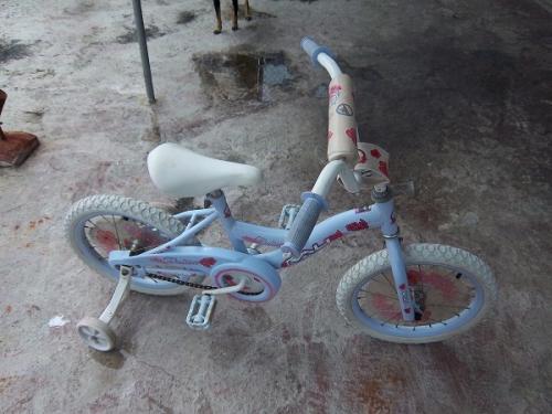 60 cuc Bicicleta para niña como nueva  La b - Imagen 1