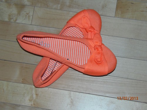 Varios modelos y colores de calzado(tenis ba - Imagen 1